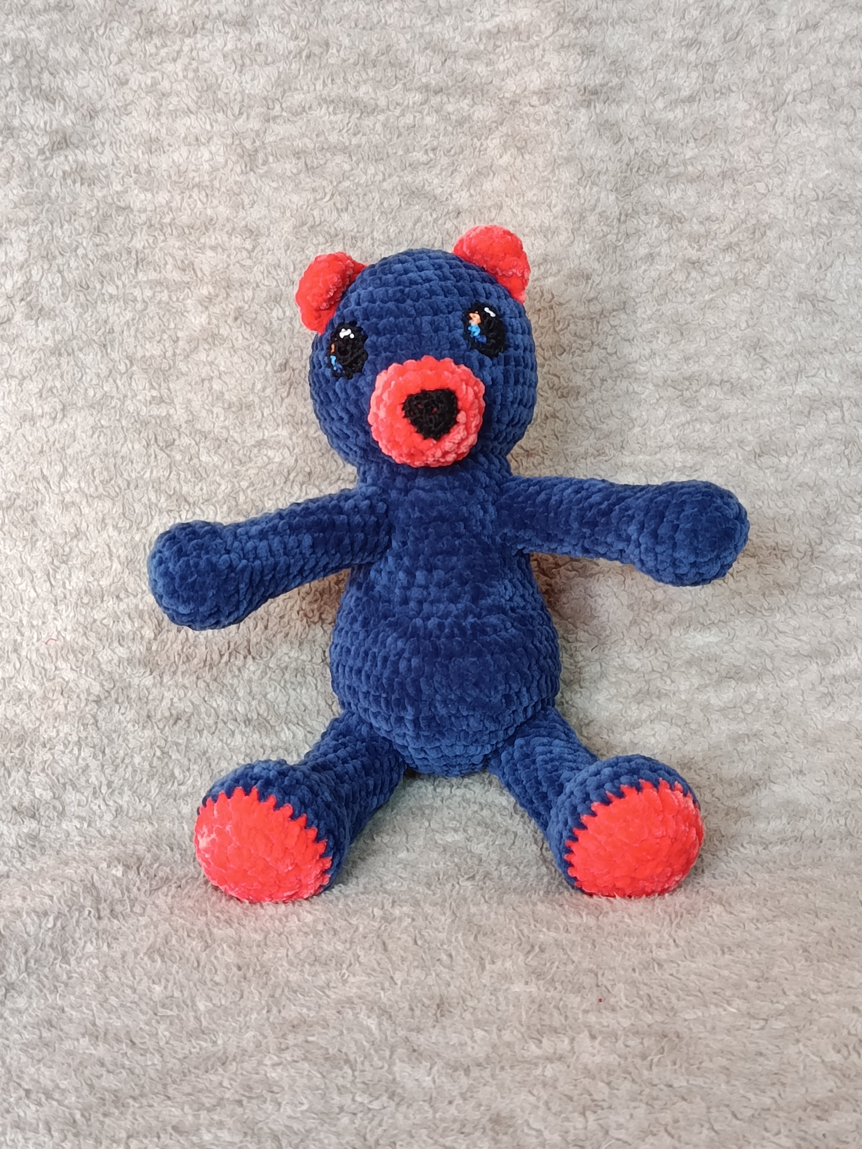 Lune – Ourson câlin (modèle unique prêt à adopter)