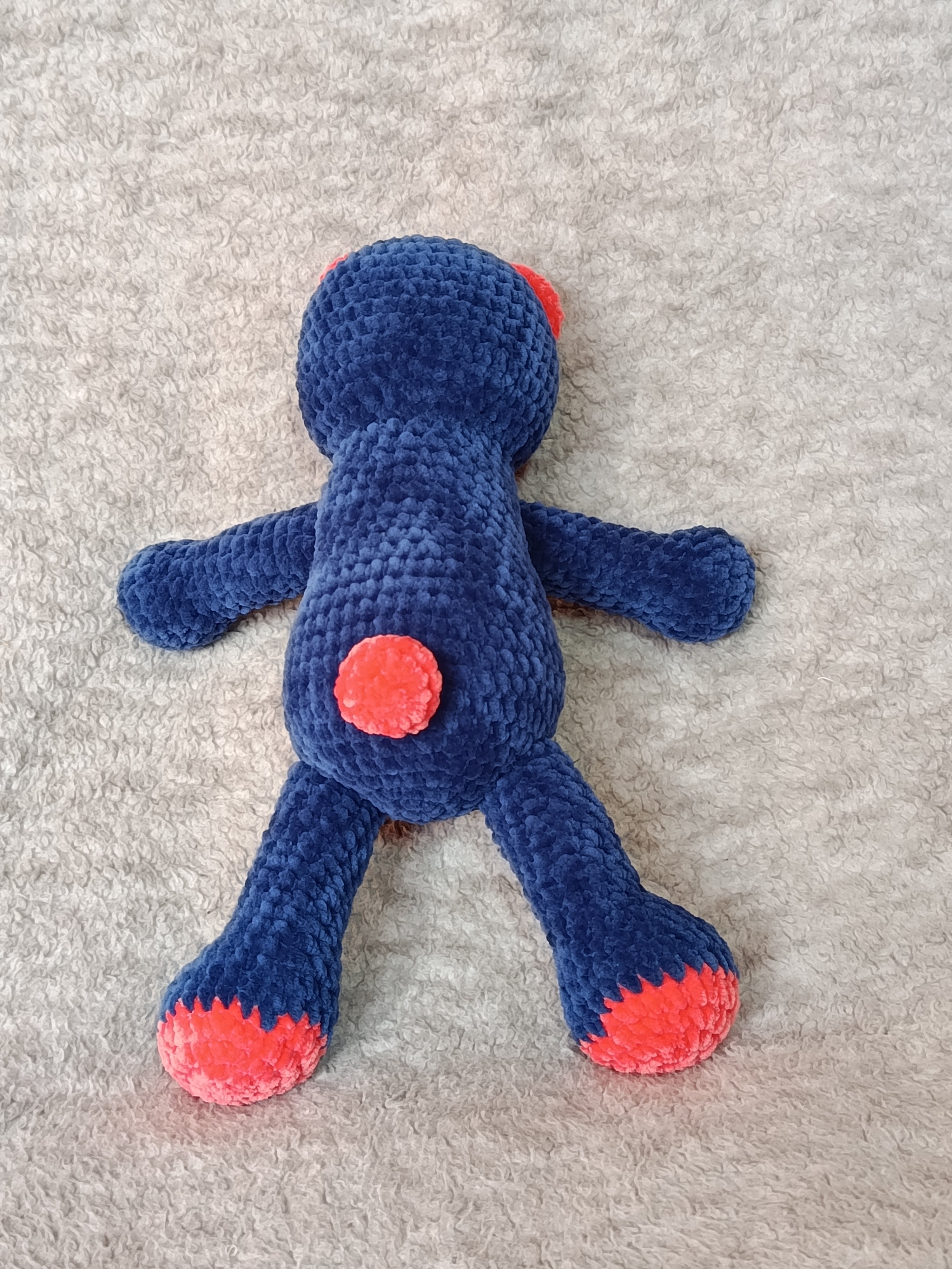 Lune – Ourson câlin (modèle unique prêt à adopter)