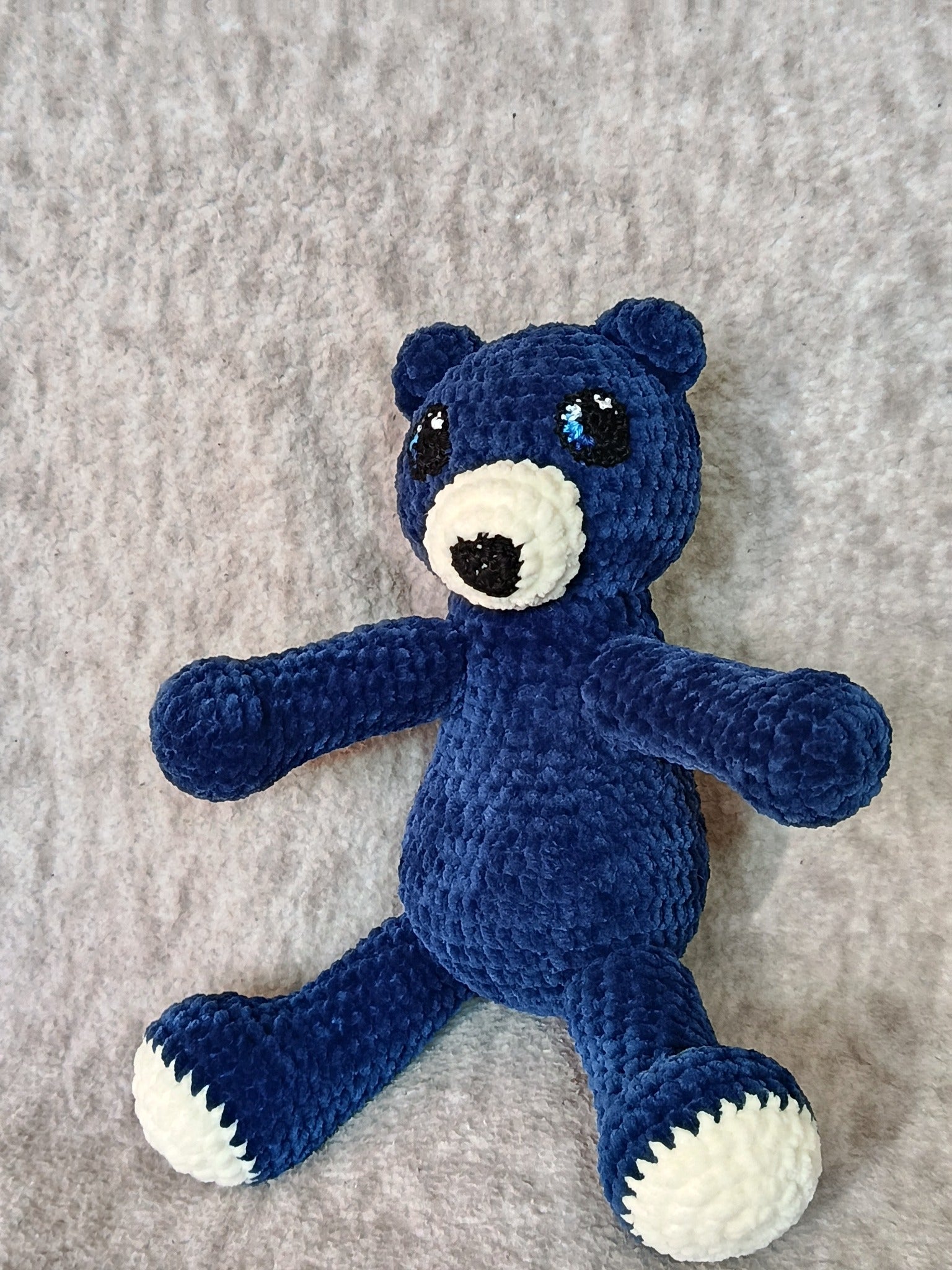 Lune – Ourson câlin Nuit Glacée (modèle unique prêt à adopter)