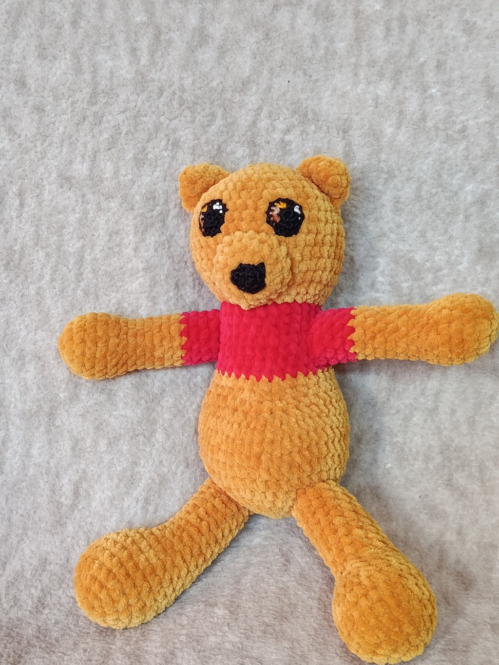 Lune – Ourson câlin (inspiration Winnie l’Ourson) – Modèle unique prêt à adopter