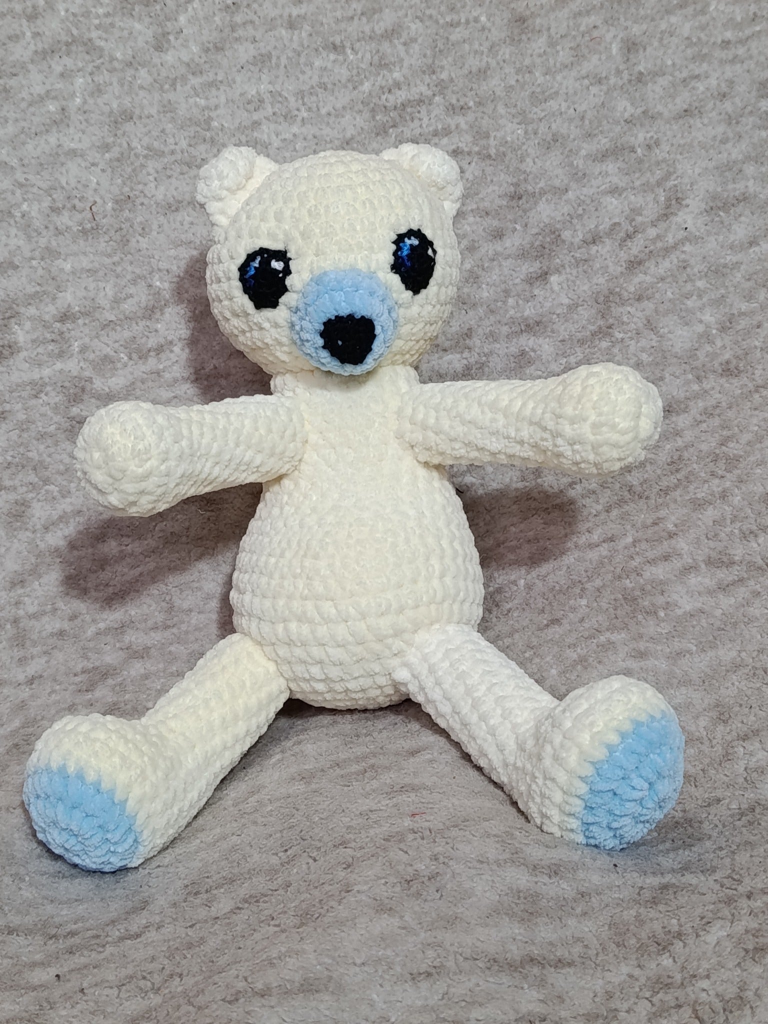 Lune – Ourson câlin _ Aurore Blanche