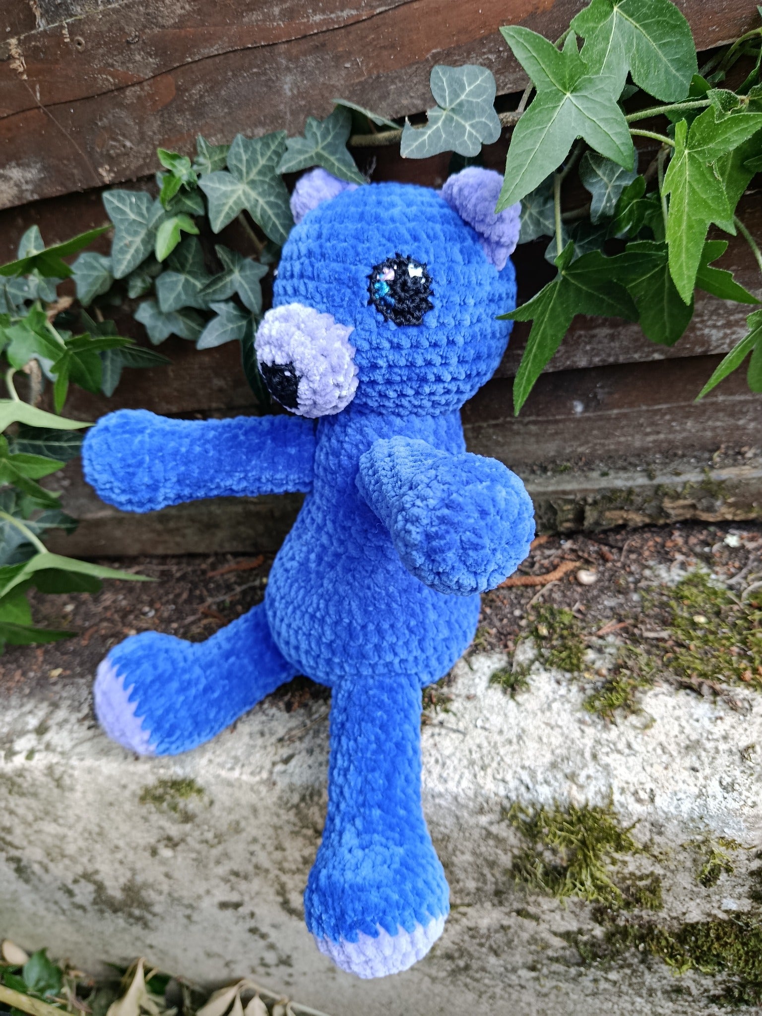 Lune _ Ourson câlin _ bleu vif et lavande