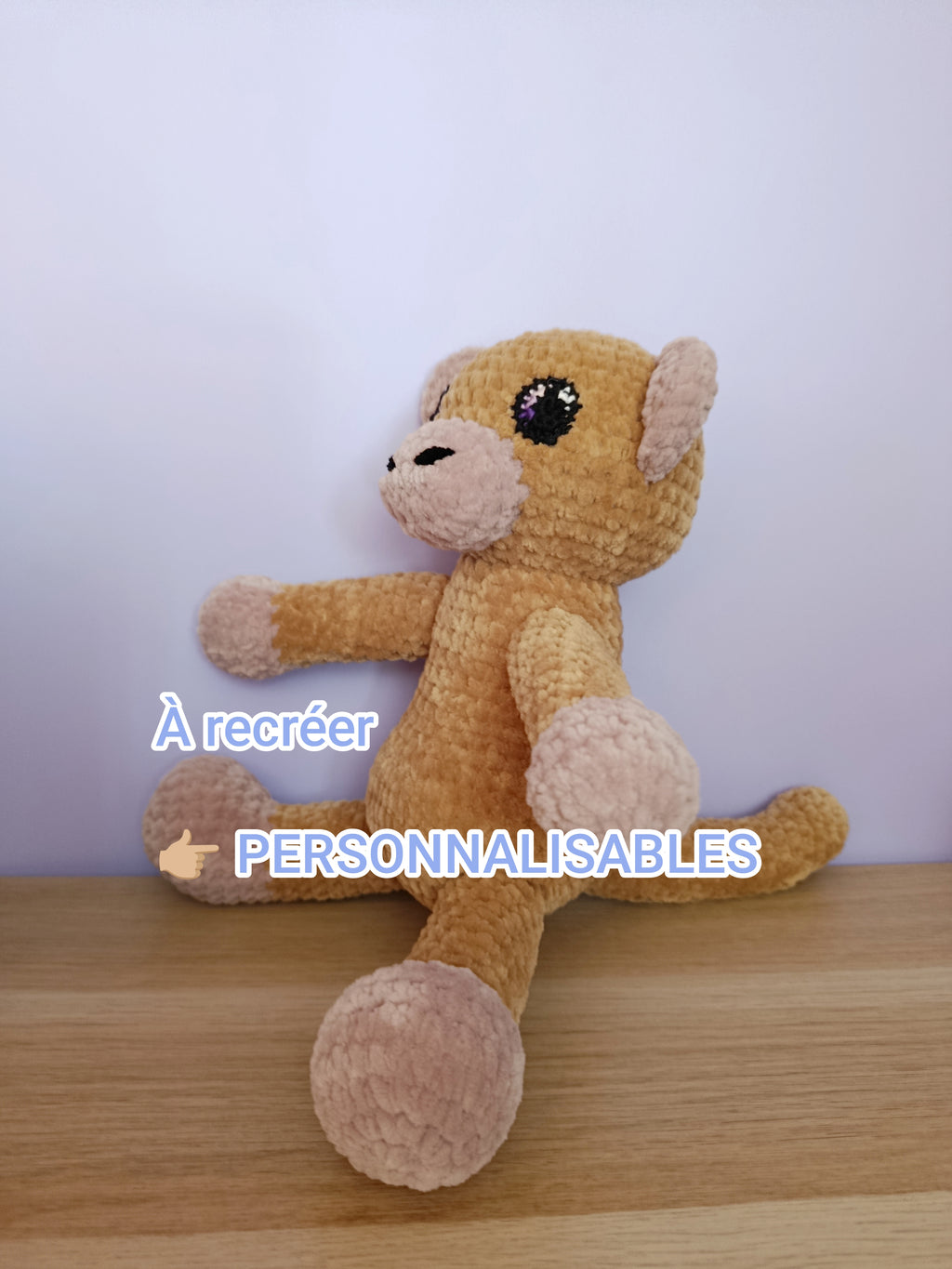 Aster _ Le singe affectueux _ beige et bois de rose